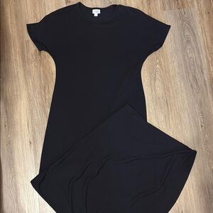 LuLaRoe Maria Maxi Dress  Solid Black Short Sleeve Crew Neck Dress LIKE NEW